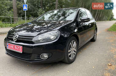 Хэтчбек Volkswagen Golf 2009 в Киеве