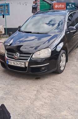 Универсал Volkswagen Golf 2008 в Томашполе