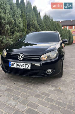 Универсал Volkswagen Golf 2010 в Самборе