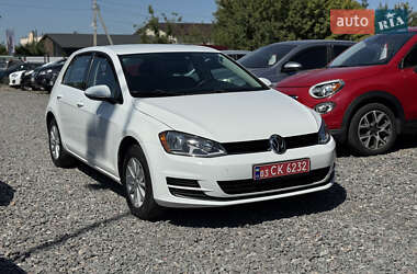 Хэтчбек Volkswagen Golf 2016 в Виннице