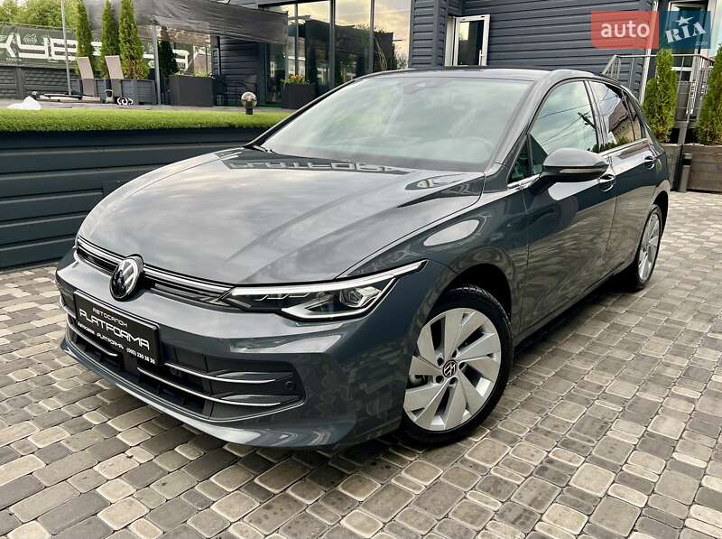 Хетчбек Volkswagen Golf 2024 в Києві