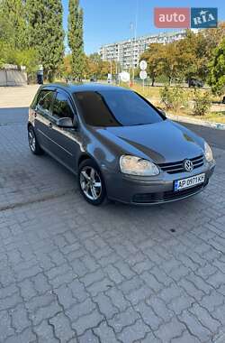 Хетчбек Volkswagen Golf 2008 в Запоріжжі