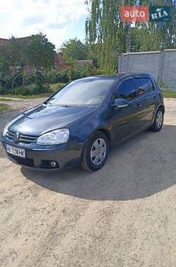 Хэтчбек Volkswagen Golf 2006 в Виннице