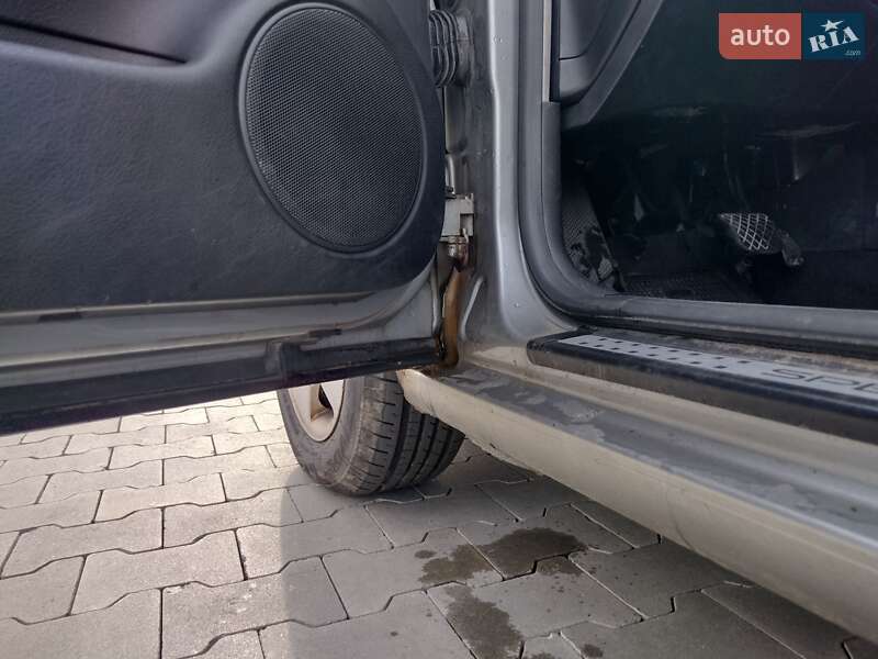 Универсал Volkswagen Golf 2002 в Буче