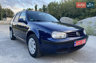 Универсал Volkswagen Golf 2001 в Хороле
