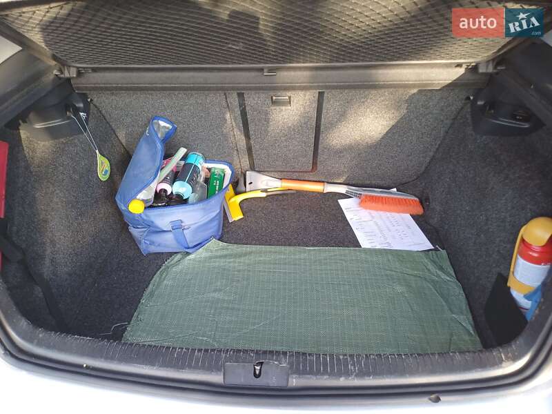 Хэтчбек Volkswagen Golf 2012 в Ровно фото 14 Хэтчбек Volkswagen Golf 2012 в Ровно