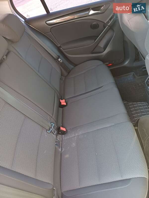 Хэтчбек Volkswagen Golf 2012 в Ровно фото 11 Хэтчбек Volkswagen Golf 2012 в Ровно