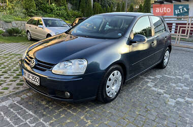 Хетчбек Volkswagen Golf 2007 в Звягелі