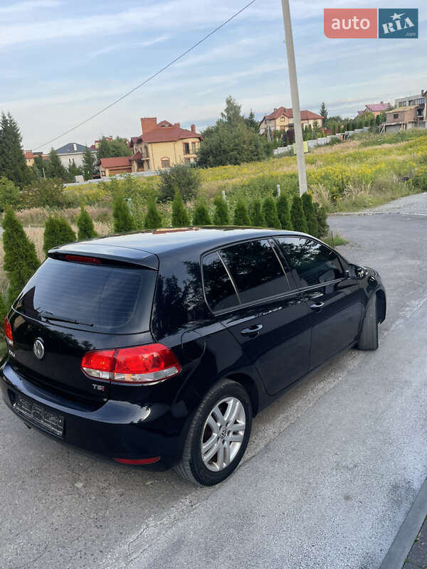 Хетчбек Volkswagen Golf 2010 в Львові