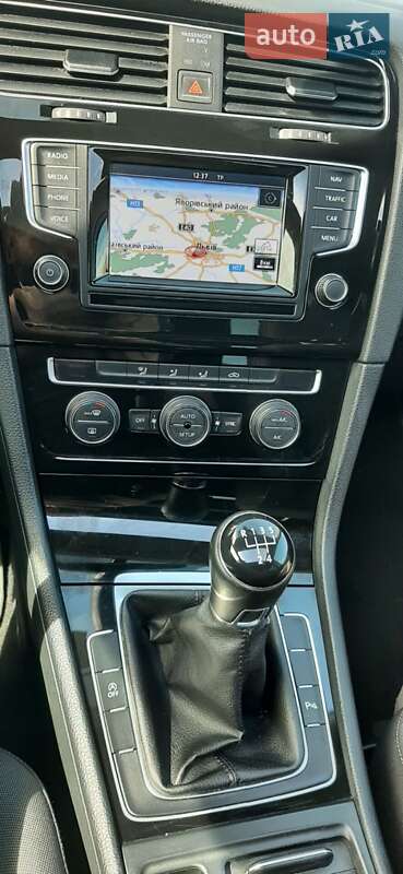 Универсал Volkswagen Golf 2013 в Львове