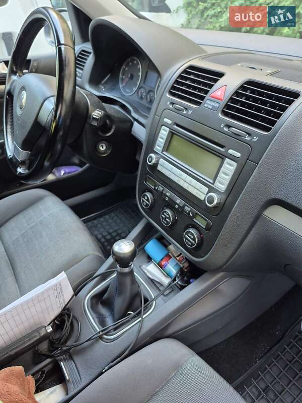 Хэтчбек Volkswagen Golf 2007 в Украинке фото 12 Хэтчбек Volkswagen Golf 2007 в Украинке