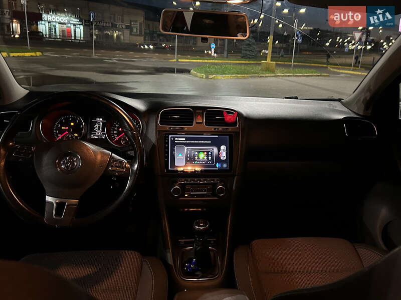 Хетчбек Volkswagen Golf 2008 в Ратному