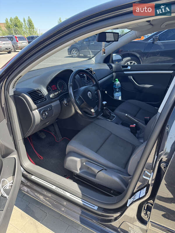 Хетчбек Volkswagen Golf 2006 в Вінниці фото 5 Хетчбек Volkswagen Golf 2006 в Вінниці