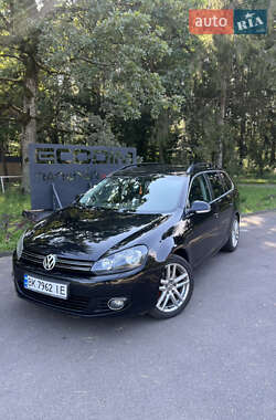 Универсал Volkswagen Golf 2009 в Ровно