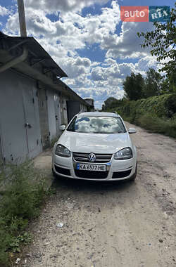 Універсал Volkswagen Golf 2008 в Києві