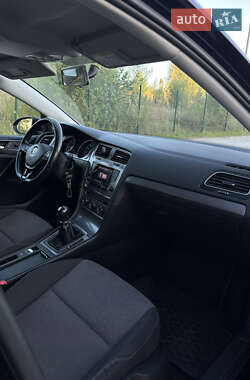 Универсал Volkswagen Golf 2014 в 