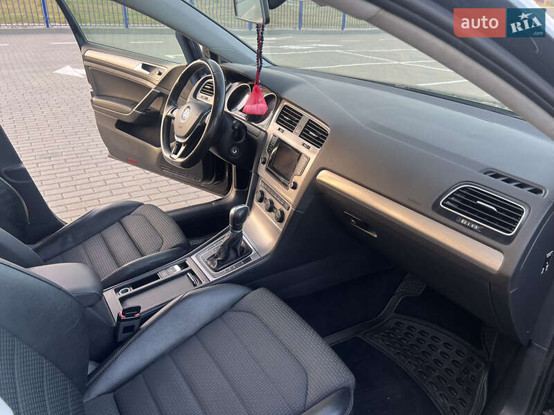 Универсал Volkswagen Golf 2014 в Нововолынске фото 18 Универсал Volkswagen Golf 2014 в Нововолынске