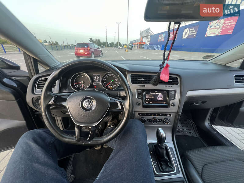 Универсал Volkswagen Golf 2014 в Нововолынске фото 29 Универсал Volkswagen Golf 2014 в Нововолынске