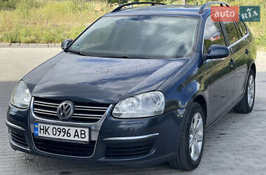 Універсал Volkswagen Golf 2007 в Рівному