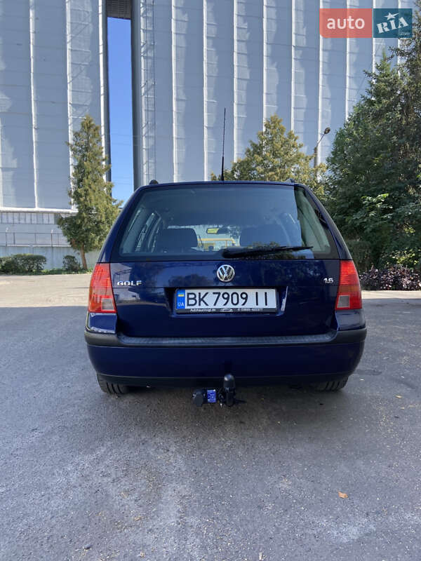 Универсал Volkswagen Golf 2001 в Радивилове