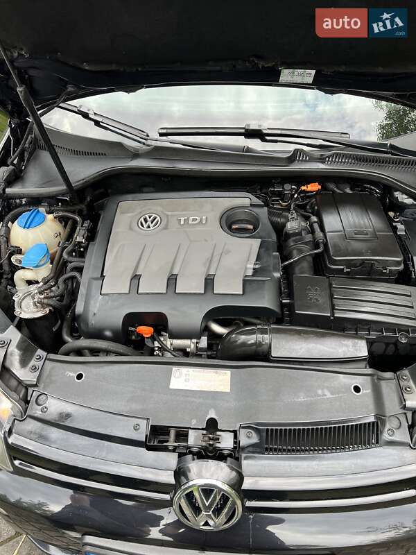 Універсал Volkswagen Golf 2012 в Львові