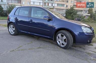 Хэтчбек Volkswagen Golf 2007 в 