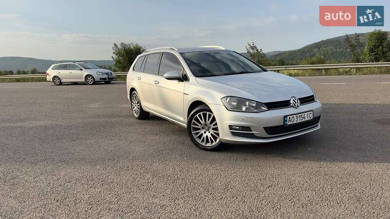 Універсал Volkswagen Golf 2015 в Хусті