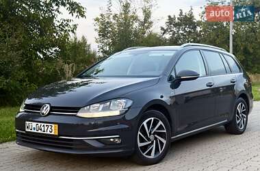 Универсал Volkswagen Golf 2019 в Стрые