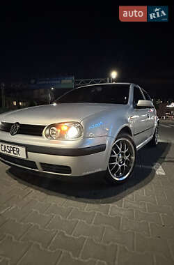 Хетчбек Volkswagen Golf 2000 в Києві