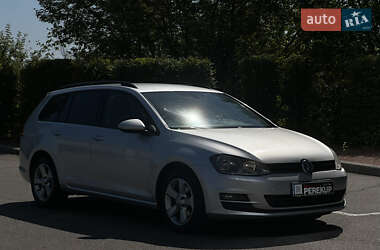 Универсал Volkswagen Golf 2014 в Киеве