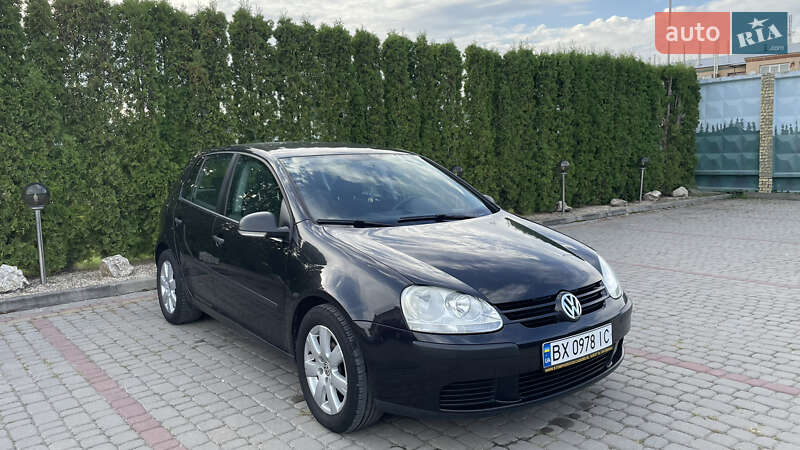 Хетчбек Volkswagen Golf 2006 в Дунаївцях