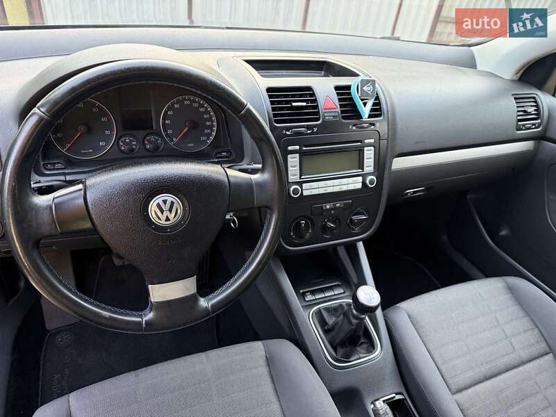 Хетчбек Volkswagen Golf 2007 в Києві