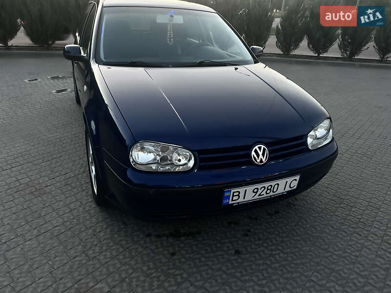Хэтчбек Volkswagen Golf 1999 в Полтаве