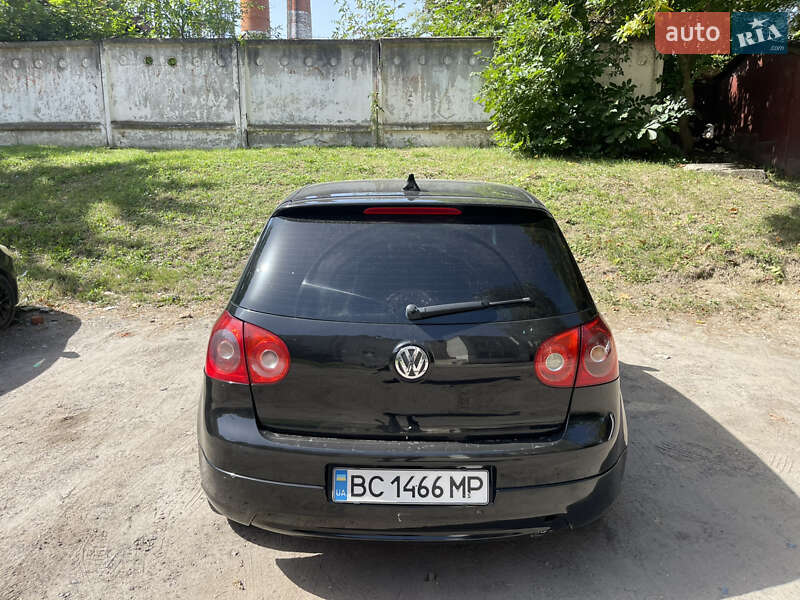 Хэтчбек Volkswagen Golf 2006 в Львове
