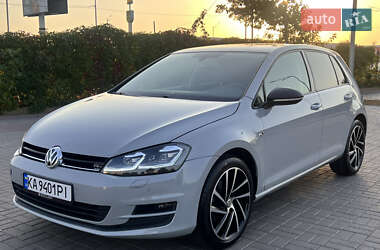 Хэтчбек Volkswagen Golf 2013 в Киеве