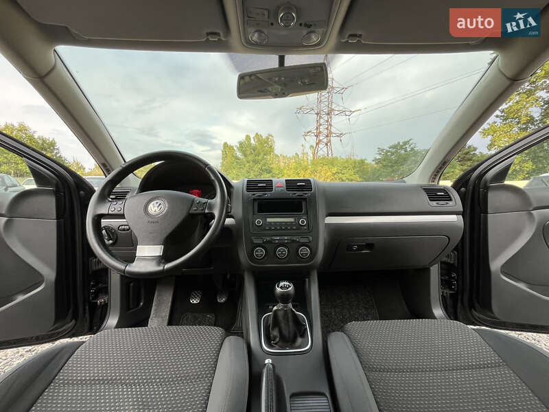 Универсал Volkswagen Golf 2009 в Харькове