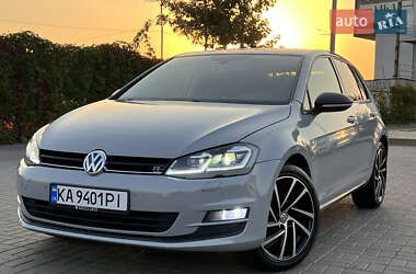 Хетчбек Volkswagen Golf 2013 в Києві