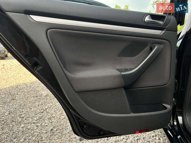 Универсал Volkswagen Golf 2009 в Харькове