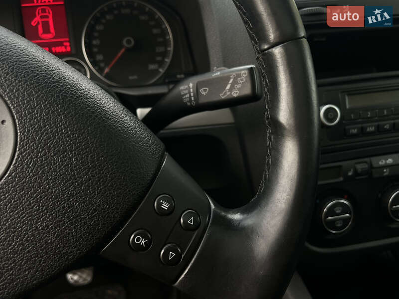 Универсал Volkswagen Golf 2009 в Харькове