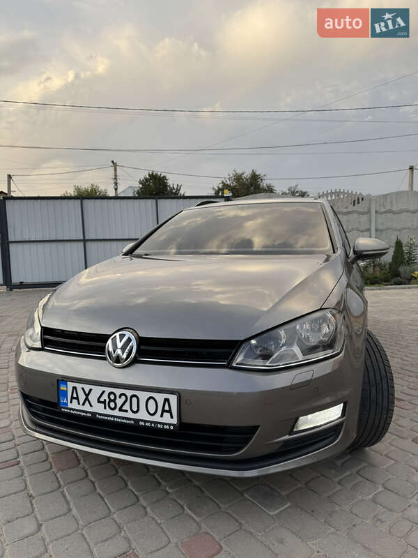 Універсал Volkswagen Golf 2014 в Харкові