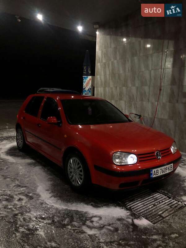 Volkswagen Golf 1998
