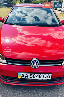 Хетчбек Volkswagen Golf 2013 в Києві