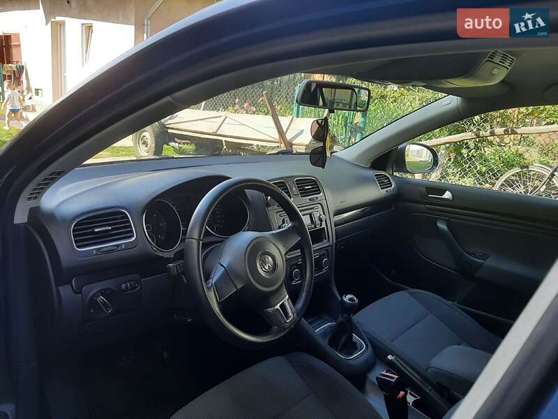 Універсал Volkswagen Golf 2011 в Стрию