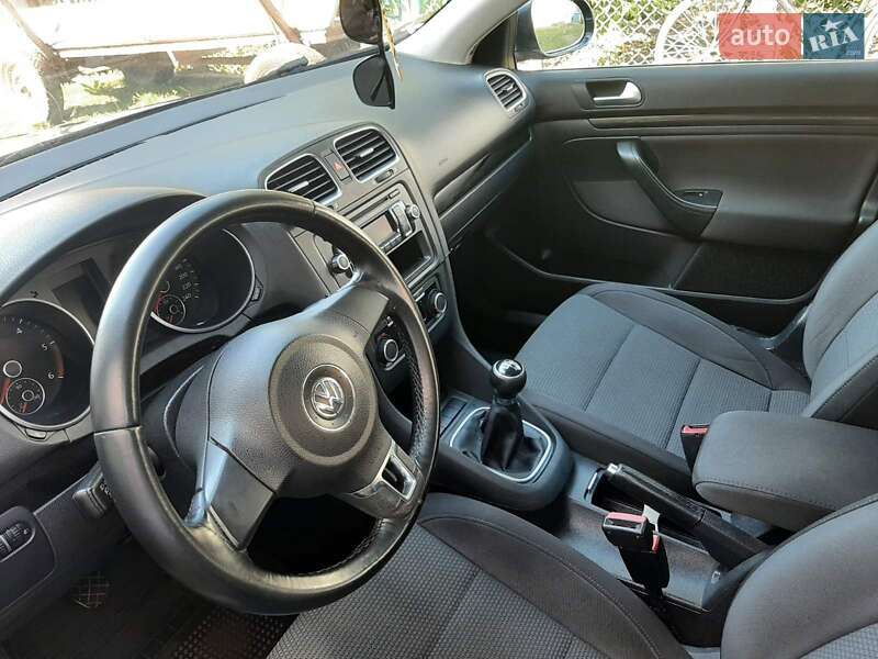 Універсал Volkswagen Golf 2011 в Стрию
