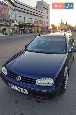 Універсал Volkswagen Golf 2001 в Полтаві