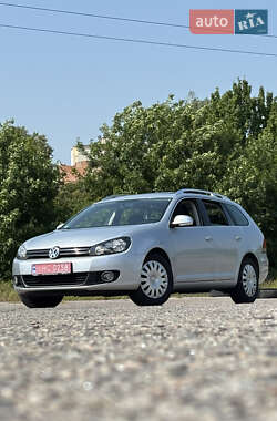 Універсал Volkswagen Golf 2012 в Полтаві
