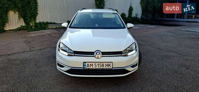 Універсал Volkswagen Golf 2018 в Києві