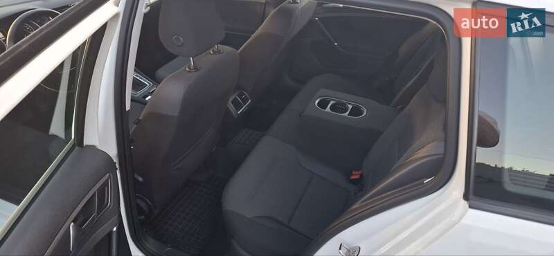 Універсал Volkswagen Golf 2018 в Києві