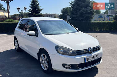 Хетчбек Volkswagen Golf 2010 в Кам'янському
