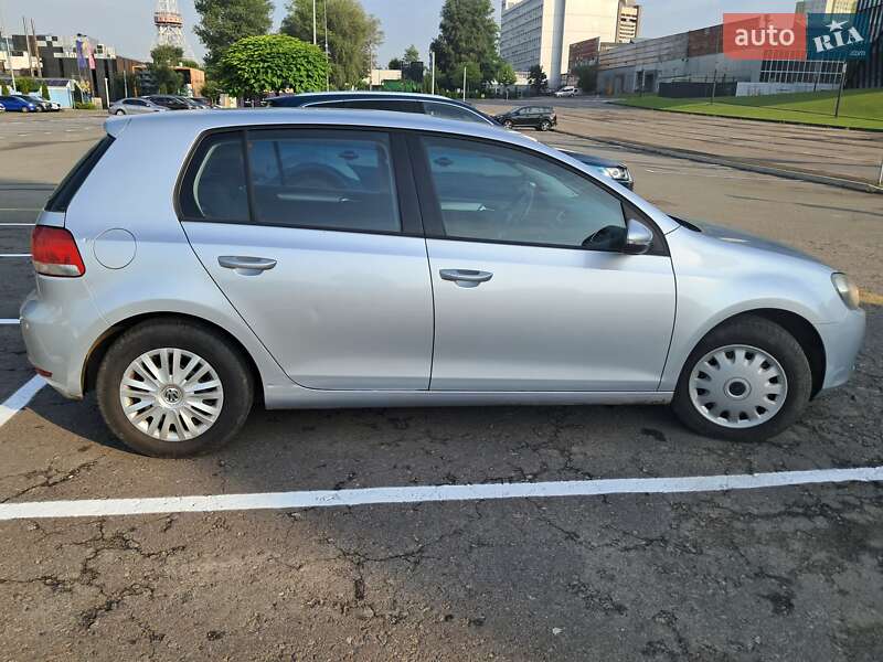 Хетчбек Volkswagen Golf 2011 в Борисполі